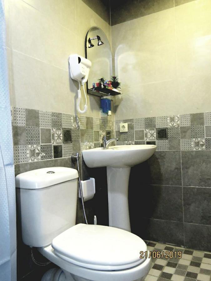 Atlas Hotel Тбілісі Екстер'єр фото