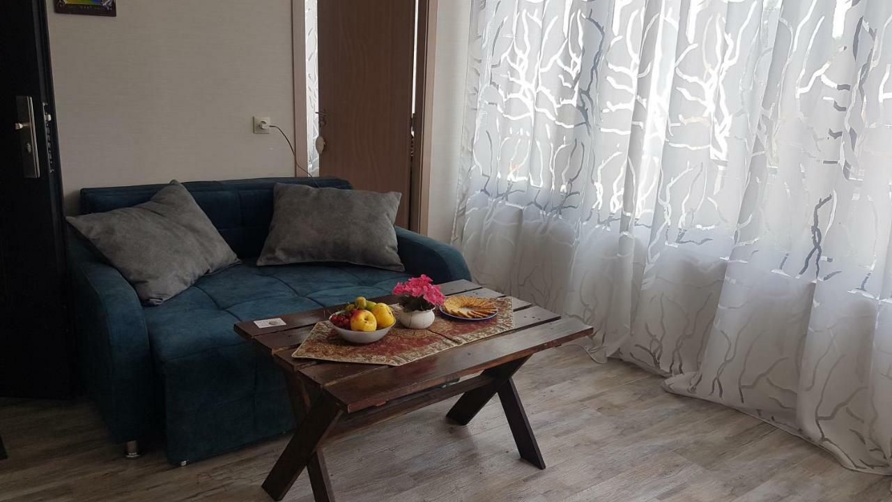 Atlas Hotel Тбілісі Екстер'єр фото