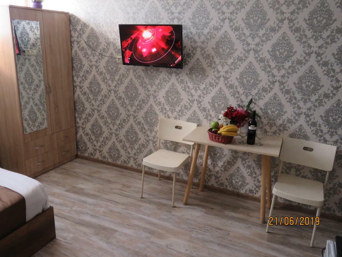 Atlas Hotel Тбілісі Екстер'єр фото